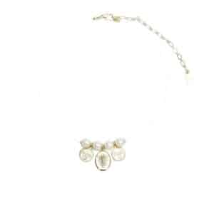 Colar com Pérolas e Medalhas